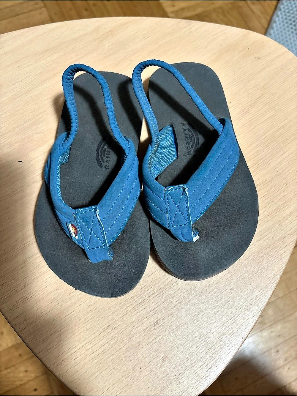 Toddler Sz 9/10 Rainbow Blue Flip Flop Sandals - Picture 2 of 3